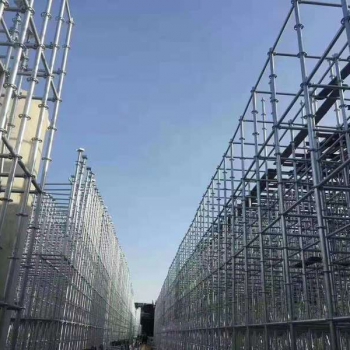 盘扣工作现场