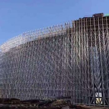 盘扣工作现场